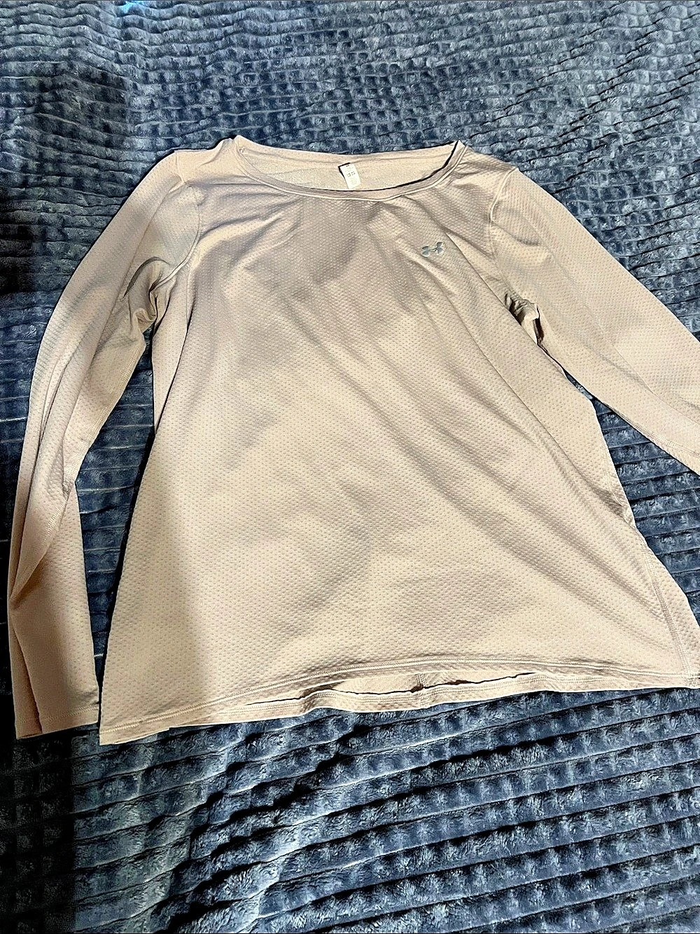 Under Armour Long Sleeve Athletic Shirt XL light pink